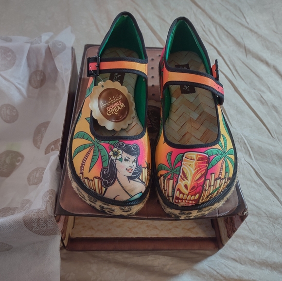 BNIB size 5 Chocolaticas Tiki platform - Picture 6 of 11